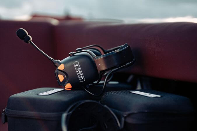 Close up image of the NAUTITALK N2R | nautitalk-n2r made by Sena that are bluetooth