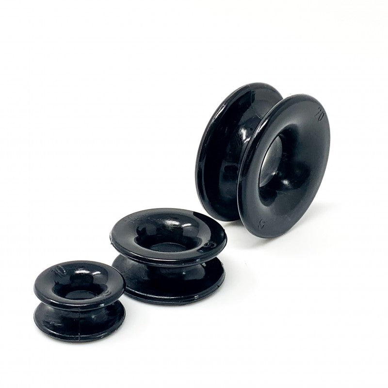 Nodus Factory I-Tech 14 Low Friction Ring set in three sizes for sailing rigging and rope management.