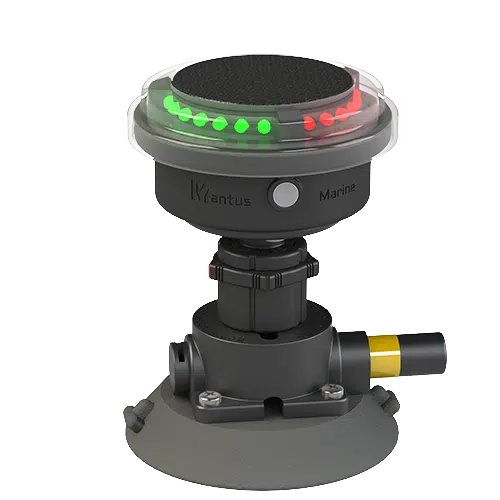 Mantus tricolor navigation light with removable SeaSucker mount