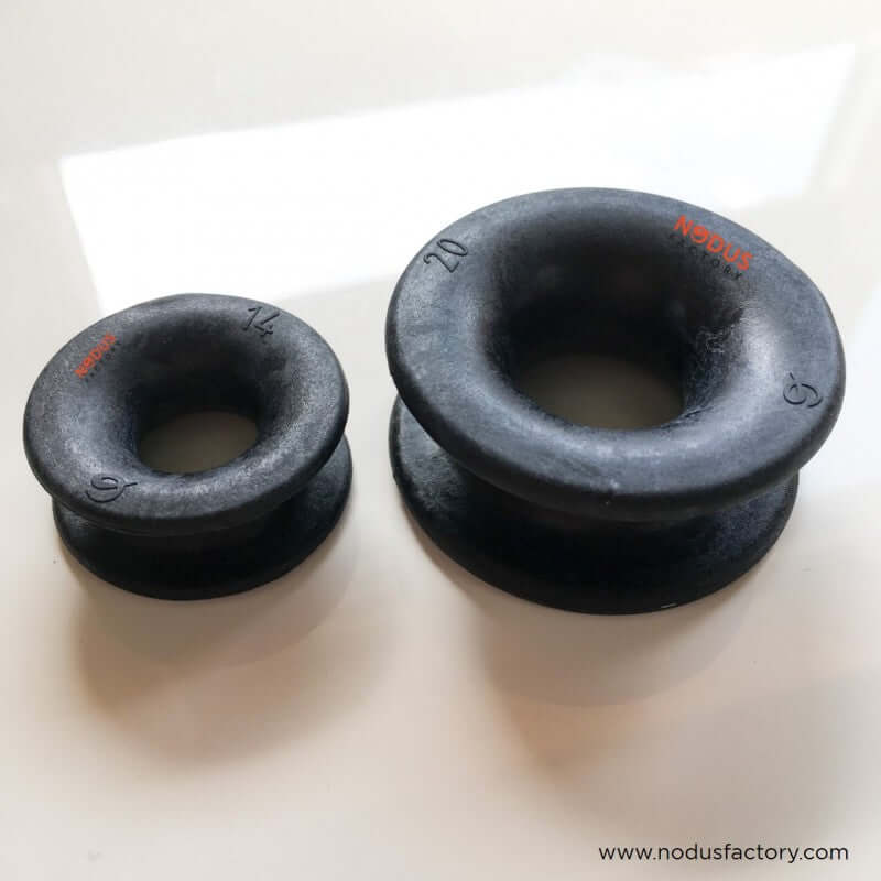Nodus FrP14 and FrP20 static resin friction rings in a size comparison
